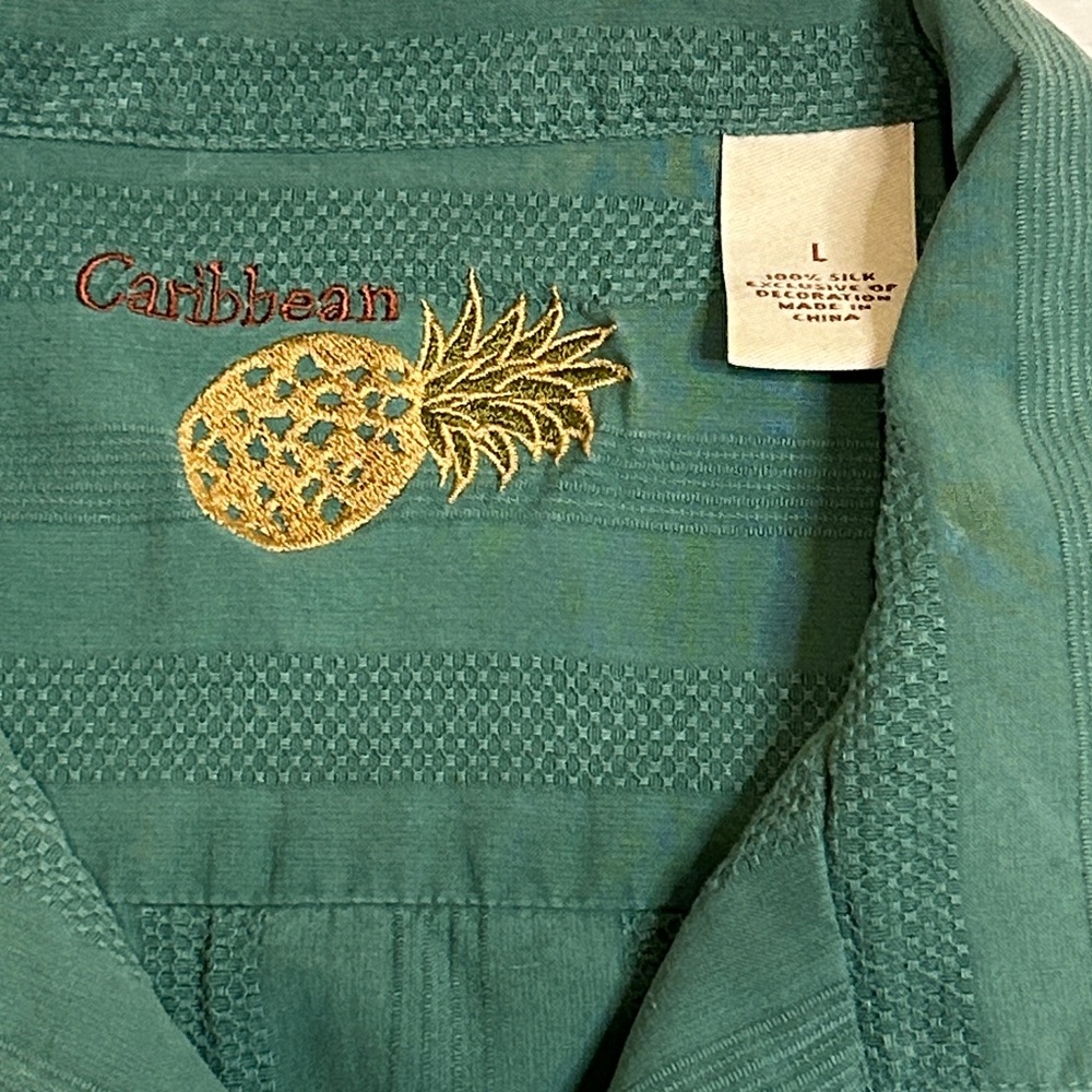 Caribbean Joe Sz Lg Textured Teal Button Down Shirt with pocket. 100% silk. - Picture 2 of 7